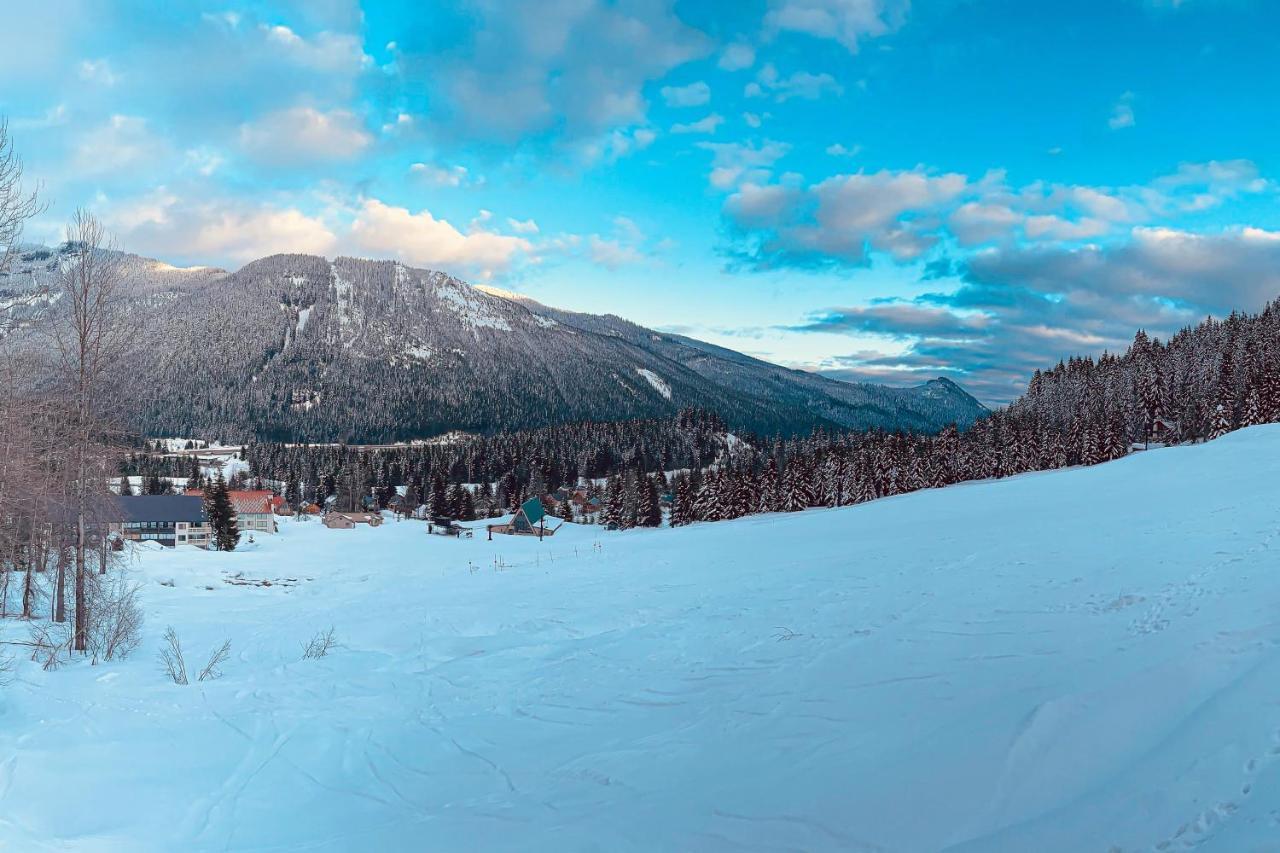 The Skis Knees Villa Snoqualmie Pass Exterior photo